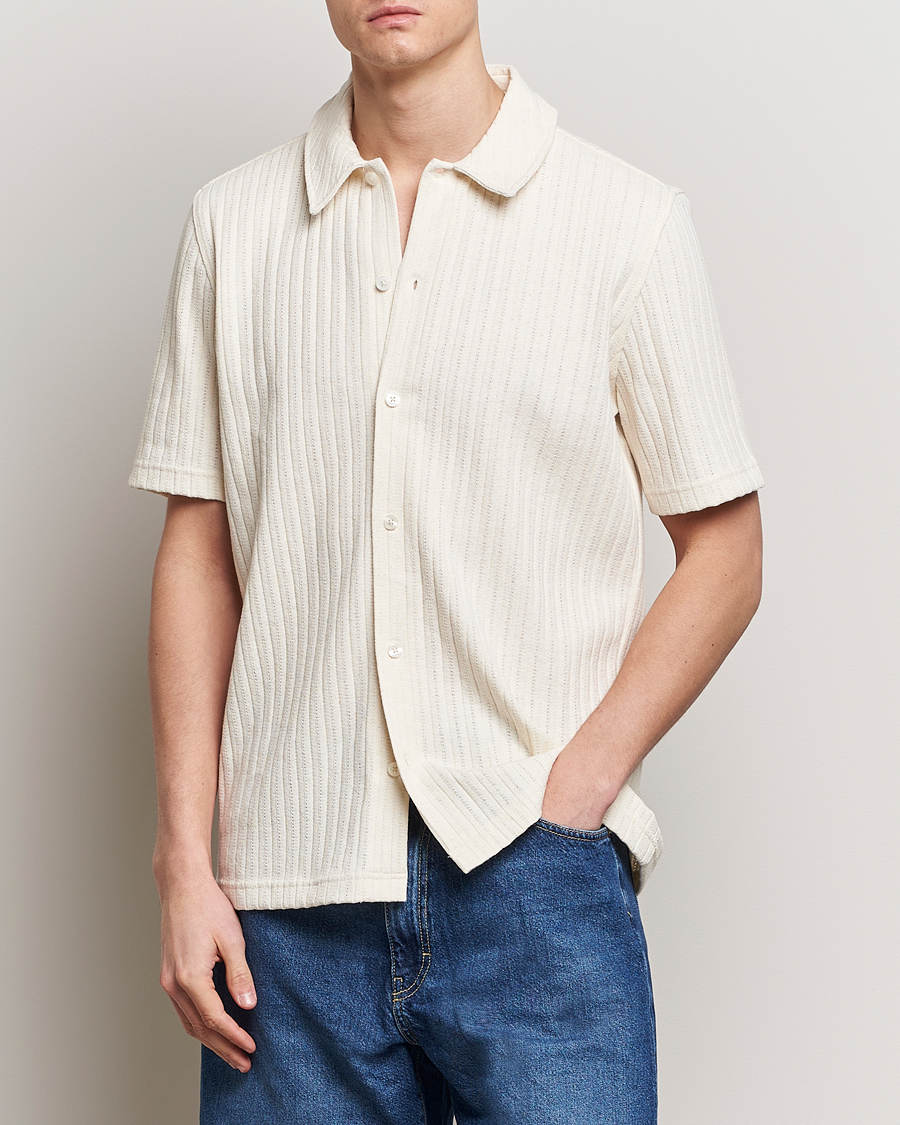 Mies | Kauluspaidat | Samsøe Samsøe | Sakvistbro Structured Short Sleeve Shirt Clear Cream