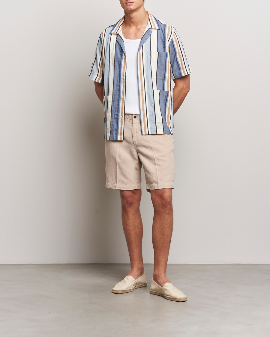 Mies | Shortsit | Oscar Jacobson | Poggio Washed Linen Shorts Beige