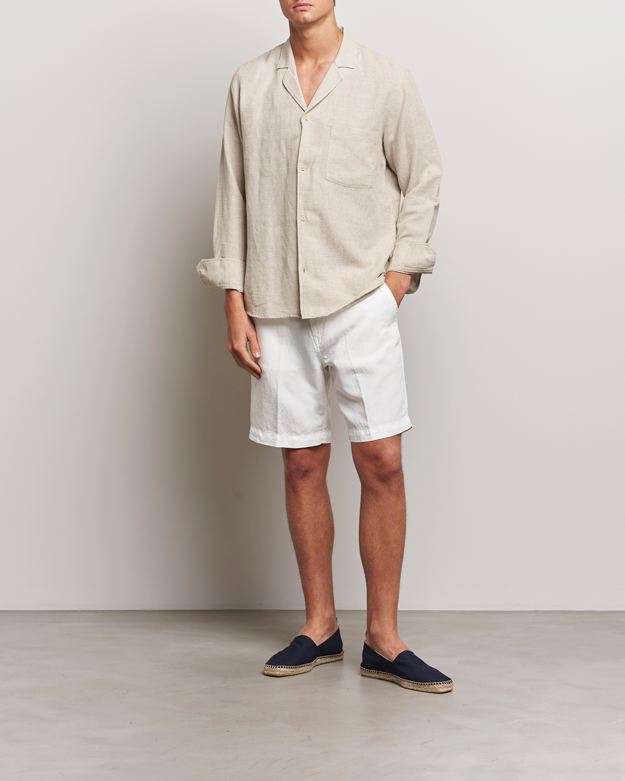 Mies | Shortsit | Oscar Jacobson | Poggio Washed Linen Shorts White