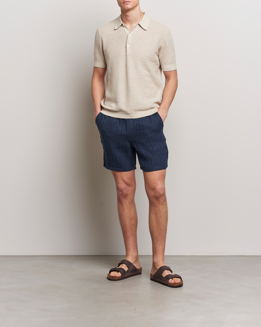 Mies | Pikeet | A Day's March | Rosehall Popcorn Stitch Polo Sand