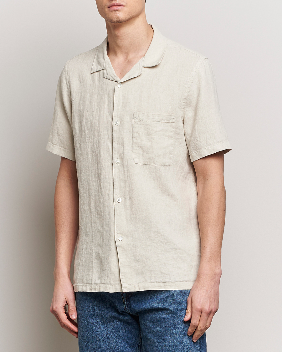 Mies | Kauluspaidat | A Day's March | Yamu Linen Short Sleeve Shirt Sand