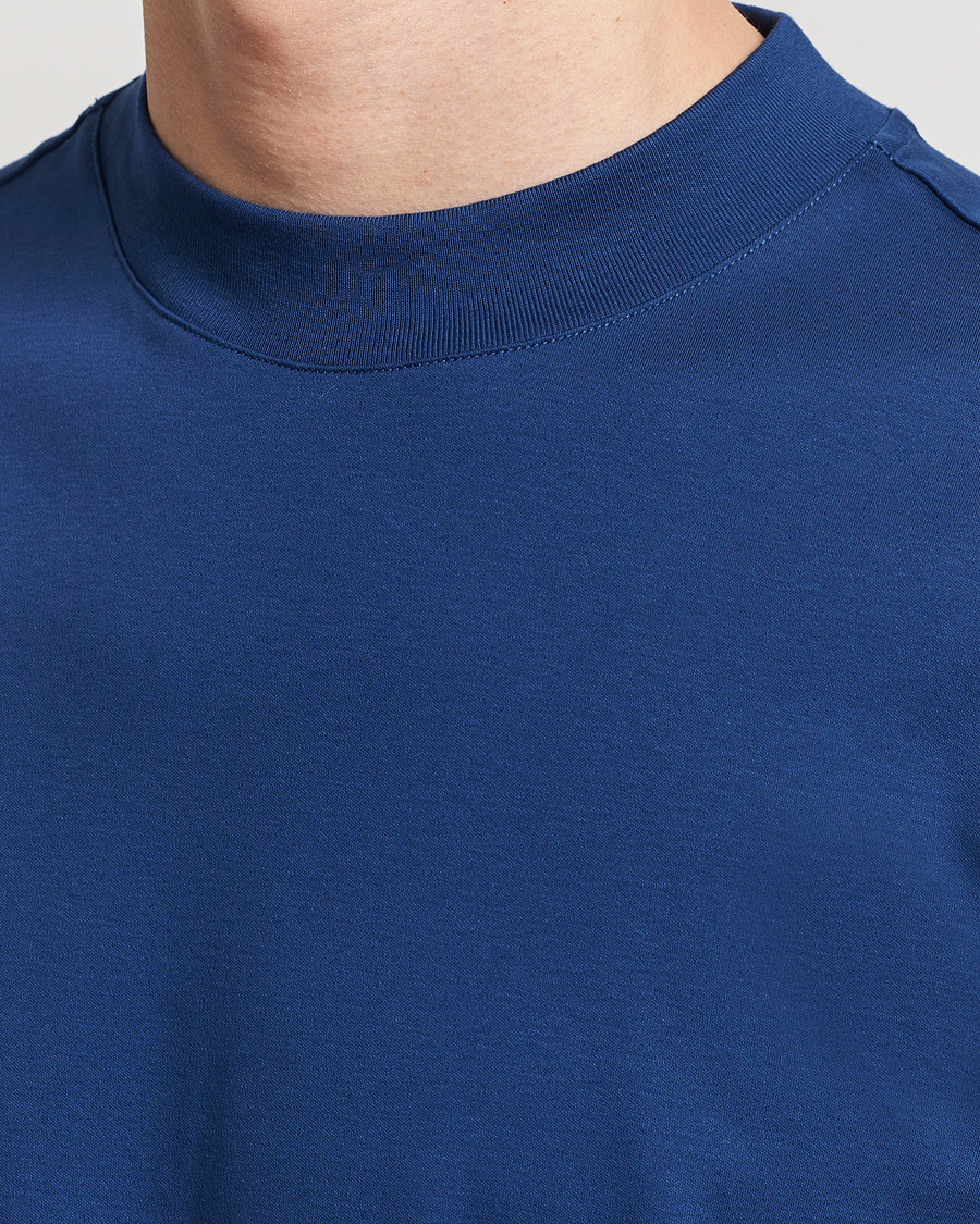 Mies | T-paidat | J.Lindeberg | Ace Mock Neck T-Shirt Estate Blue