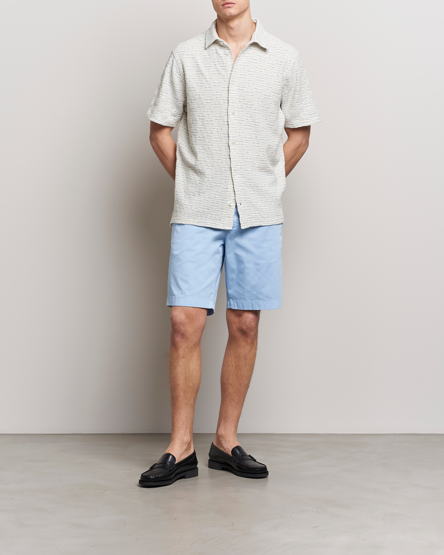 Mies | Shortsit | J.Lindeberg | Nathan Cloud Satin Shorts Chambray Blue