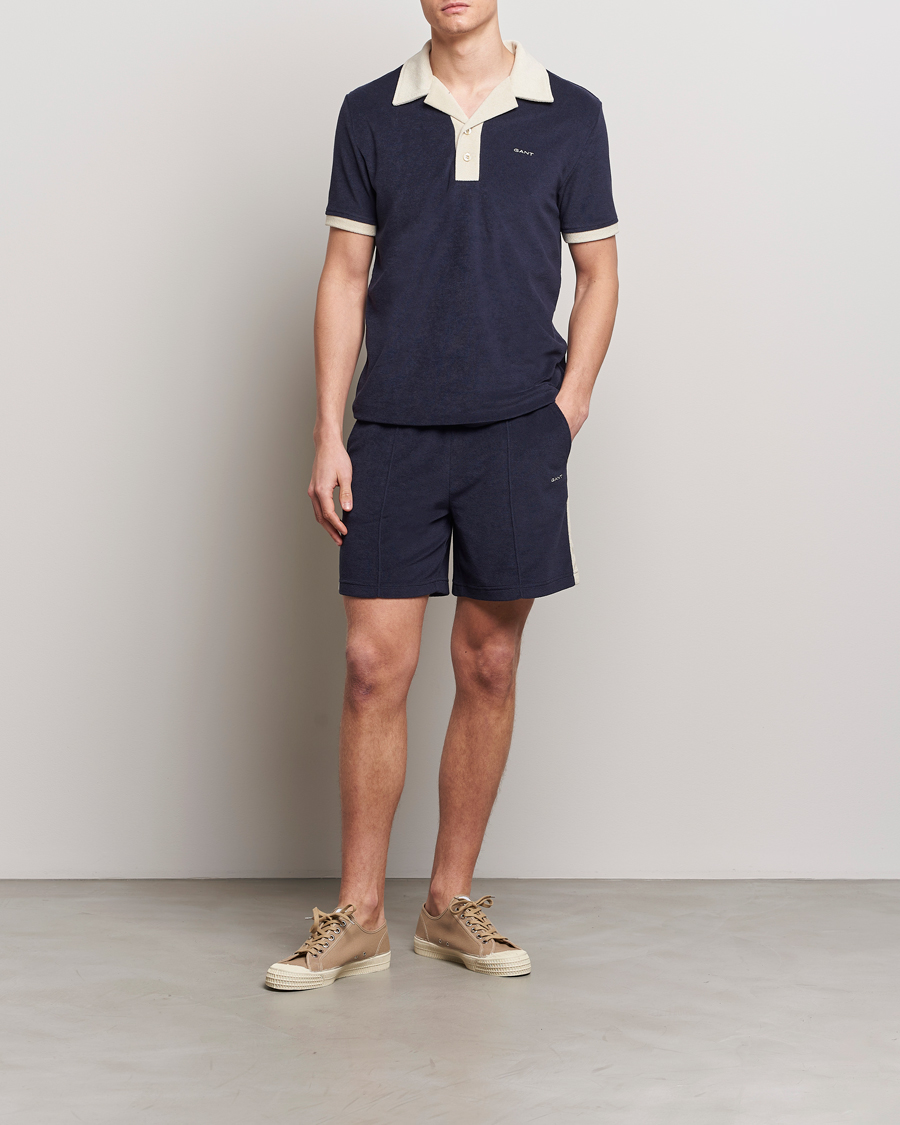 Mies | Shortsit | GANT | Towelling Shorts Evening Blue