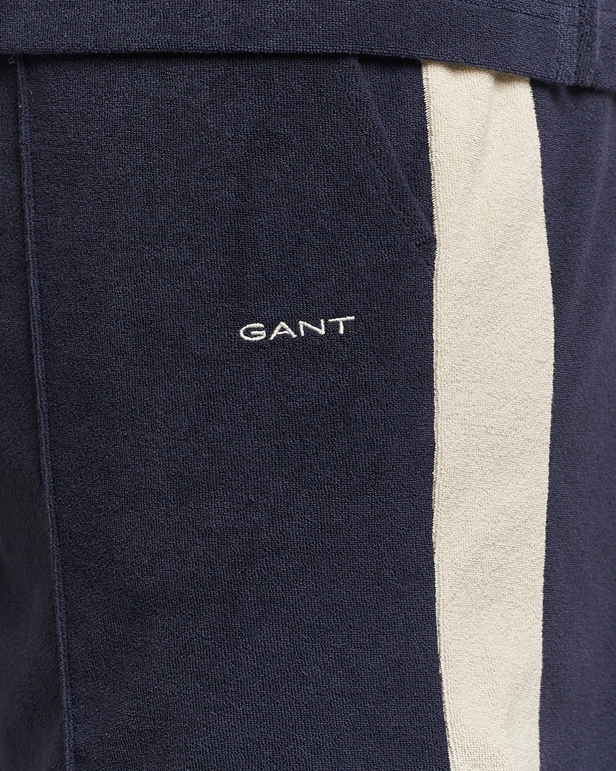 Mies | Shortsit | GANT | Towelling Shorts Evening Blue