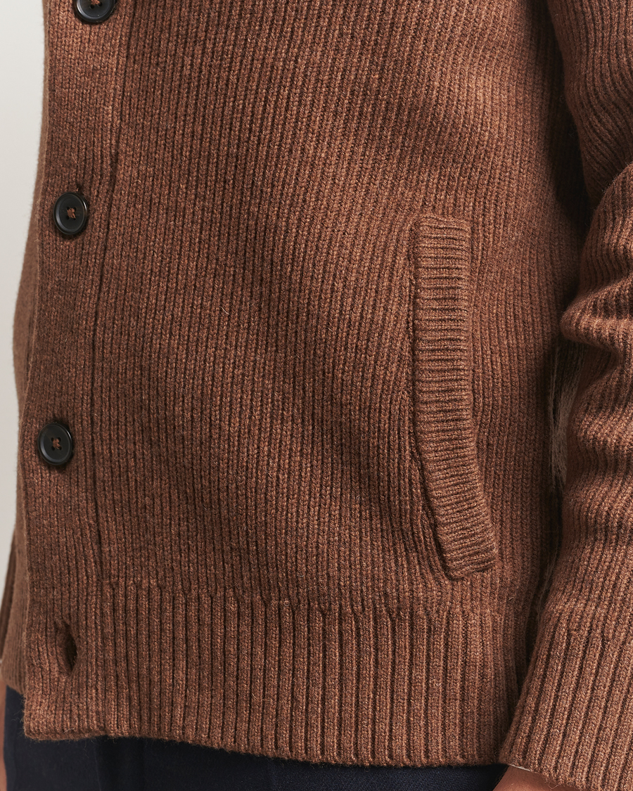 Mies | Puserot | Charles Tyrwhitt | Chunky Merino Shawl Neck Cardigan Toffee