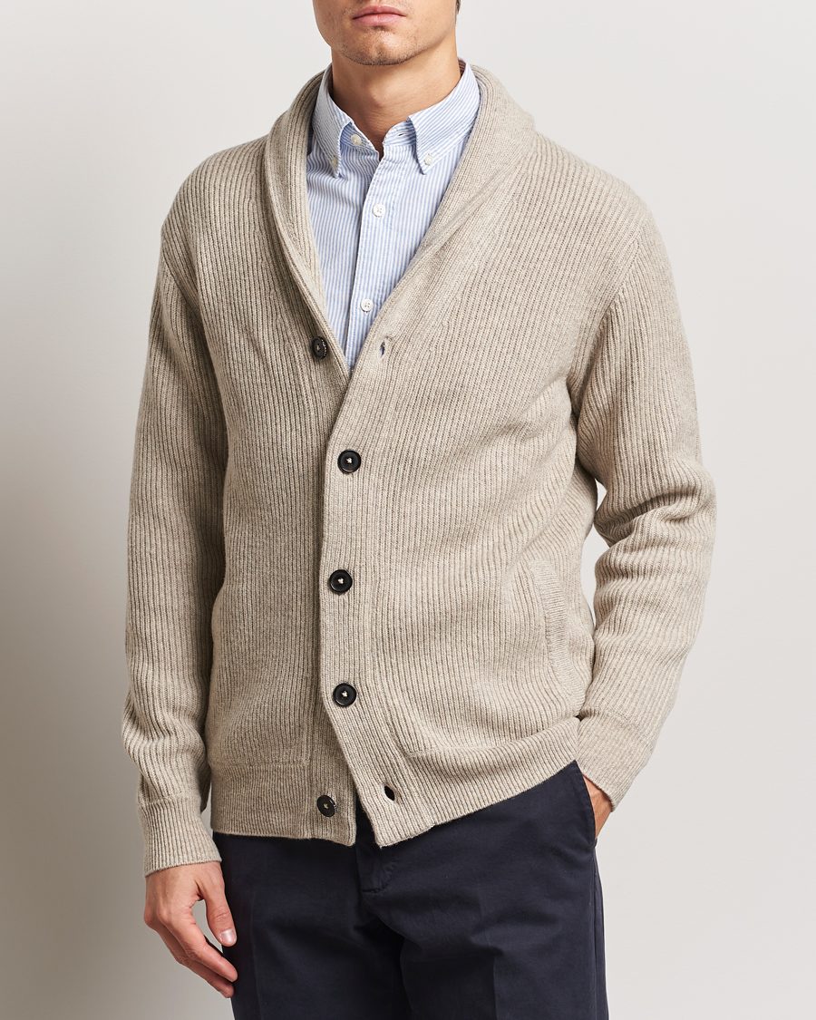 Mies | Puserot | Charles Tyrwhitt | Chunky Merino Shawl Neck Cardigan Oatmeal
