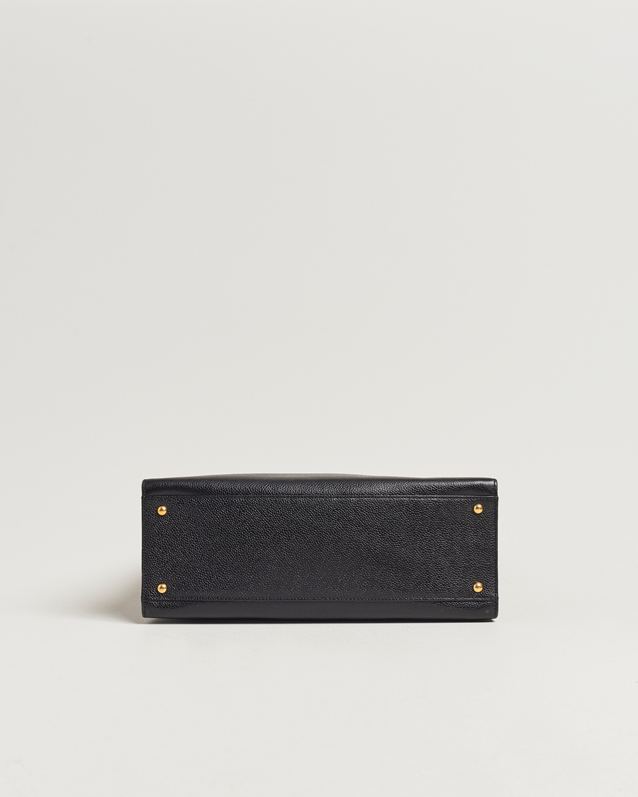 Mies | Chanel Pre-Owned Chain Tote Bag Black | Chanel Pre-Owned | Chain Tote Bag Black