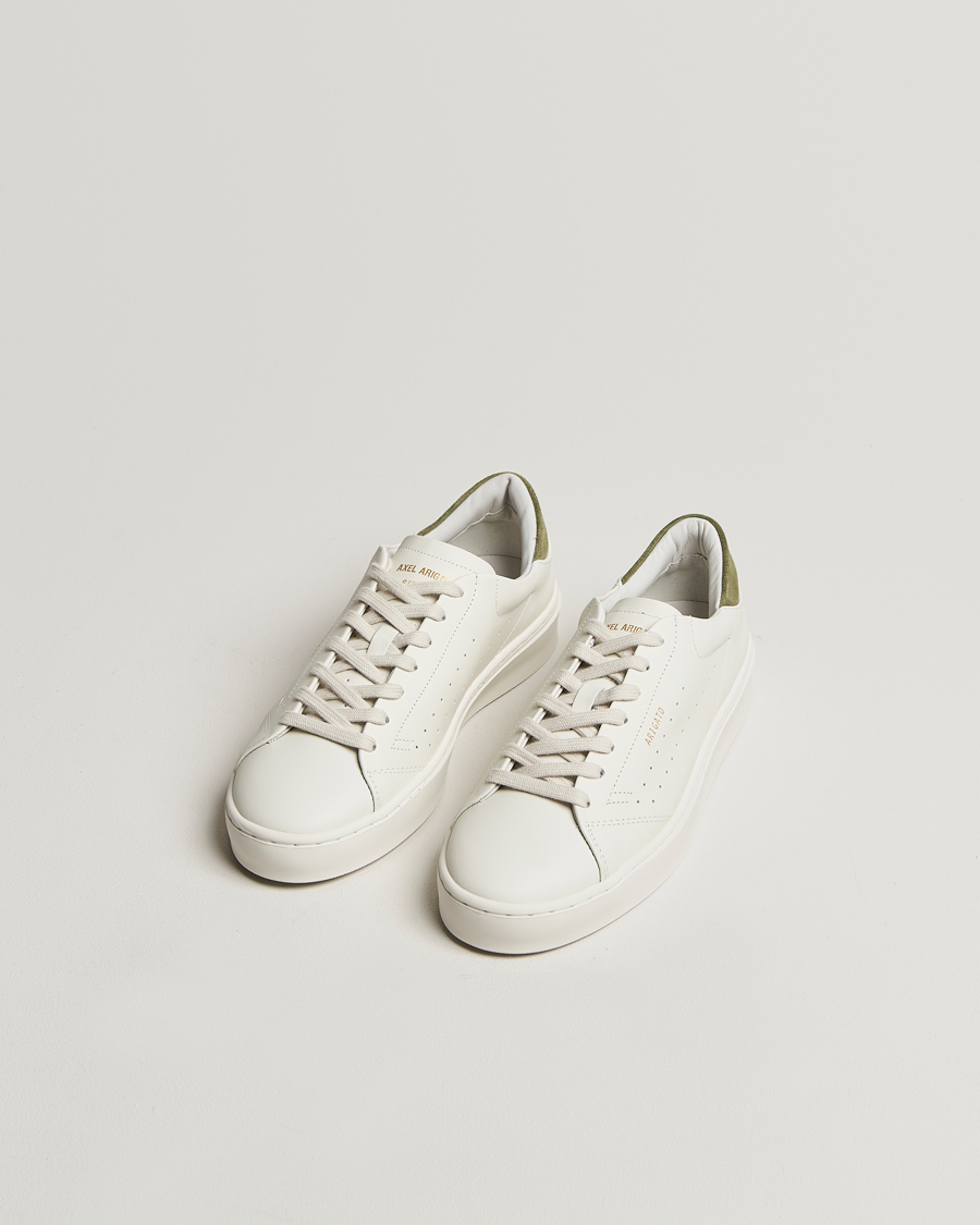 Mies |  | Axel Arigato | Court Sneaker White/Khaki