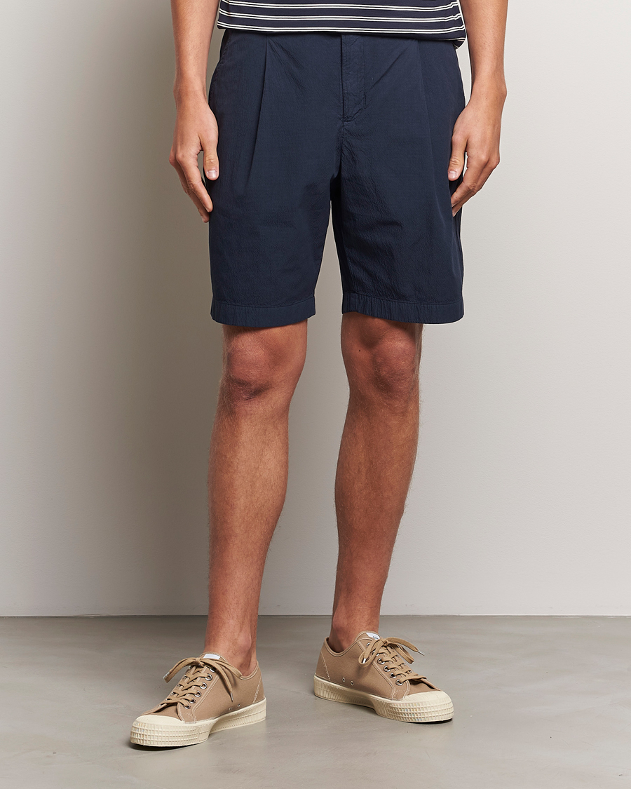 Mies | Uudet tuotekuvat | Sunspel | Lightweight Seersucker Shorts Navy