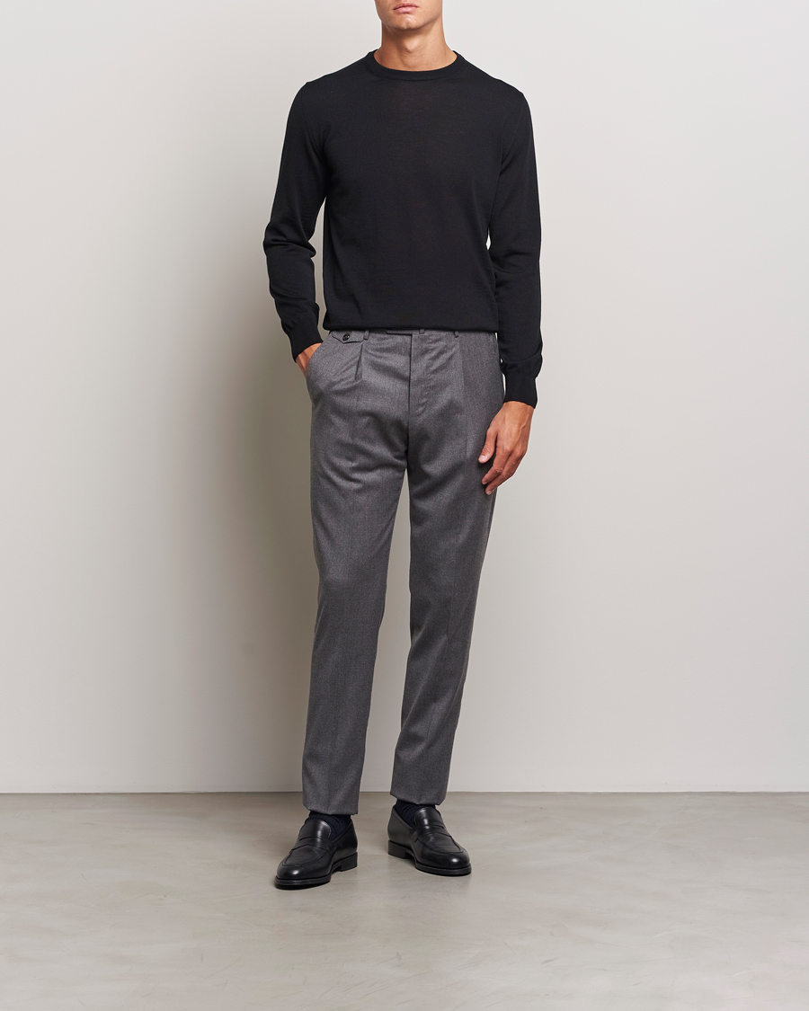 Mies | Puserot | Canali | Merino Wool Crew Neck Black