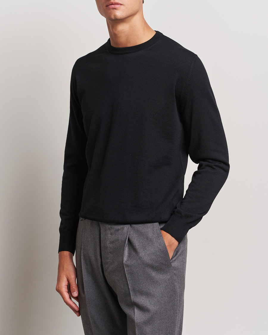 Mies | Puserot | Canali | Merino Wool Crew Neck Black