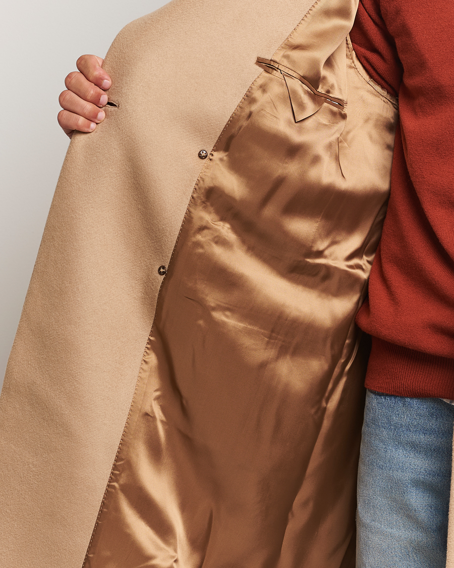 Mies | Takit | GANT 240 Mulberry Street | Double Breasted Wool Coat Mustard Beige