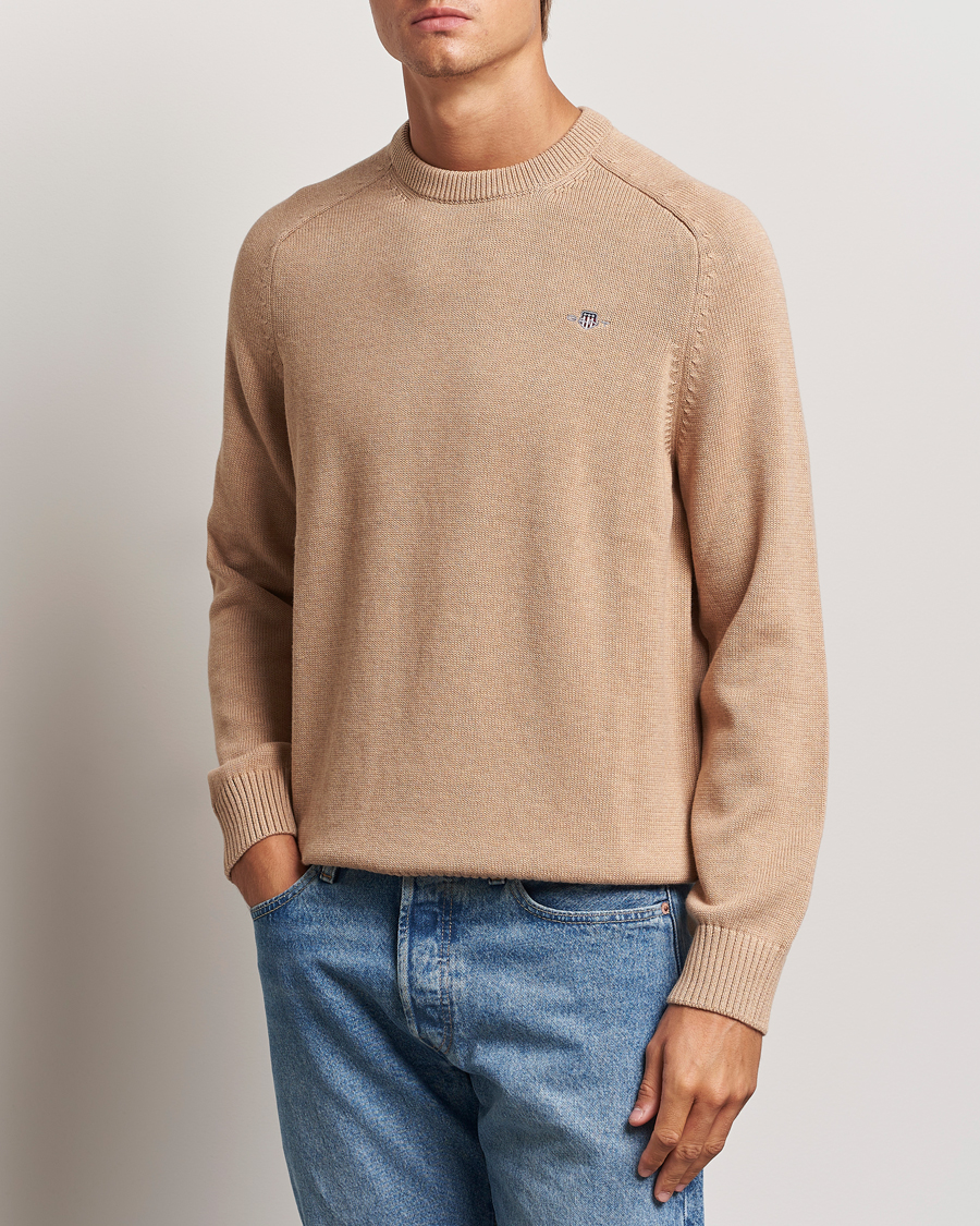 Mies | Puserot | GANT | Casual Cotton Saddle C-neck Khaki Melange