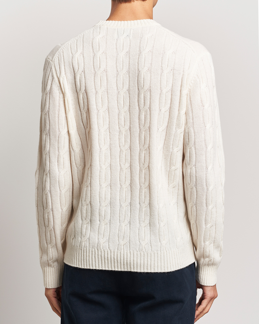 Mies | Puserot | GANT | Lambswool Cable C-Neck Cream