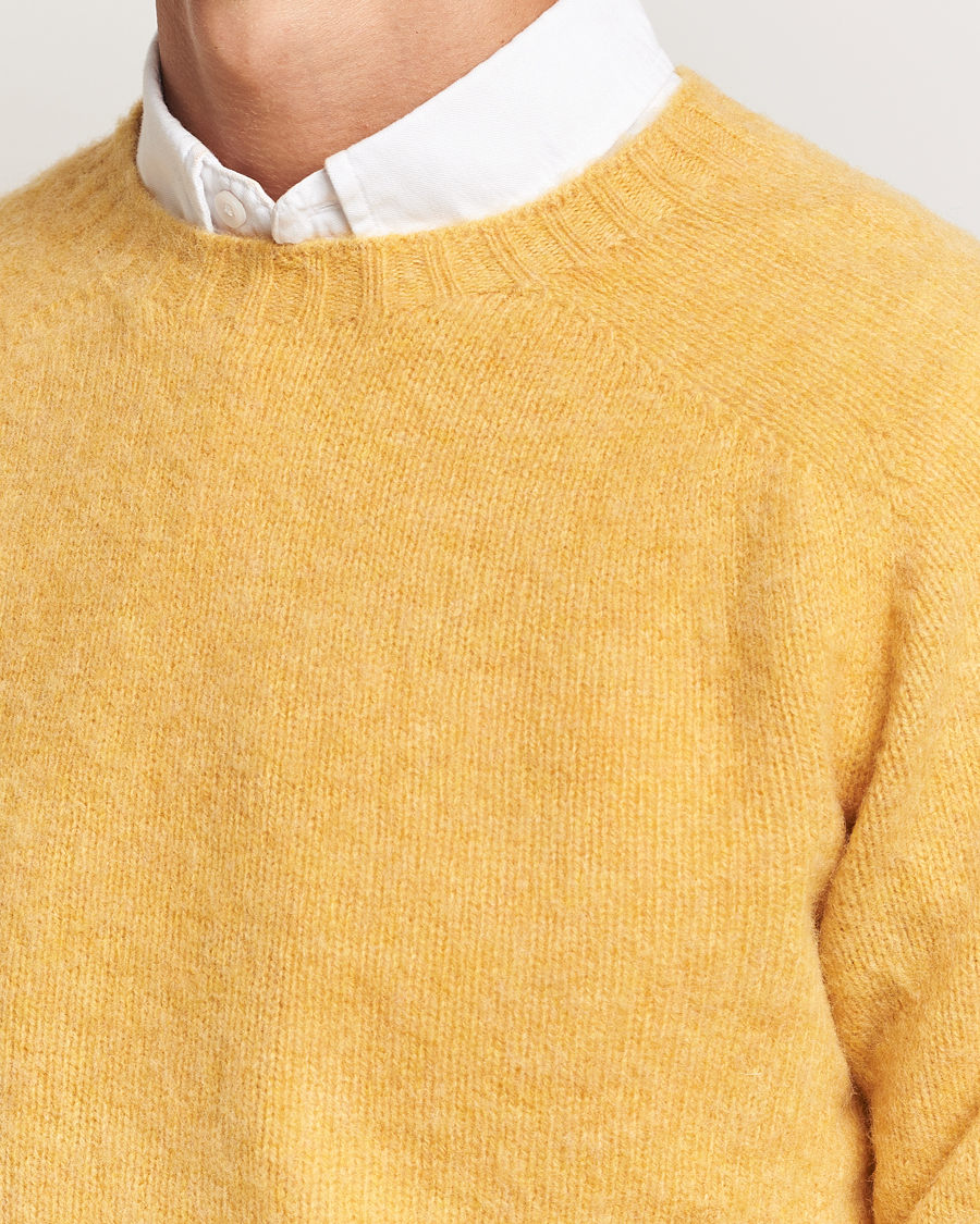 Mies | Puserot | Harley Of Scotland | Brushed Supersoft Lambswool Crewneck Marzipan