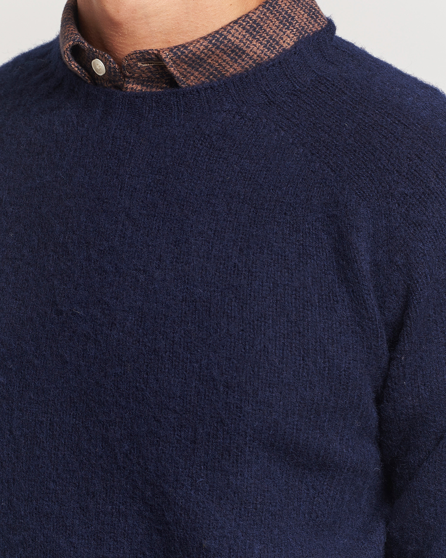 Mies | Puserot | Harley Of Scotland | Brushed Supersoft Lambswool Crewneck Navy