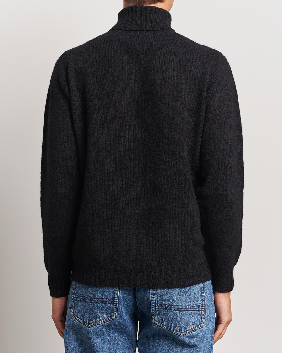 Mies | Puserot | Harley Of Scotland | Supersoft Lambswool Rollneck Black