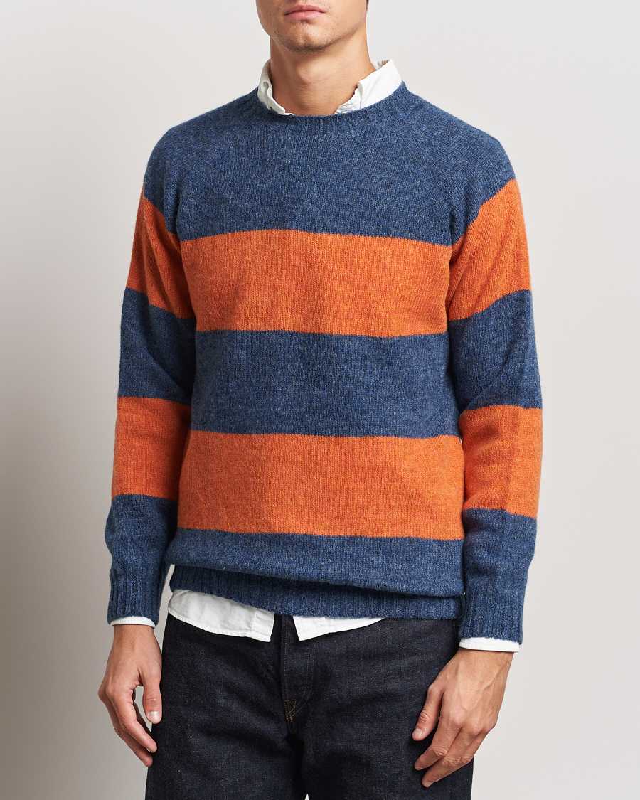 Mies | Puserot | Harley Of Scotland | Block Stripe Lambswool Crewneck Blue/Orange