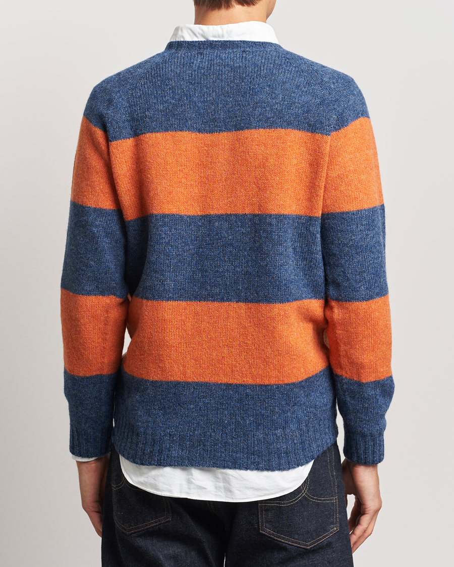 Mies | Puserot | Harley Of Scotland | Block Stripe Lambswool Crewneck Blue/Orange