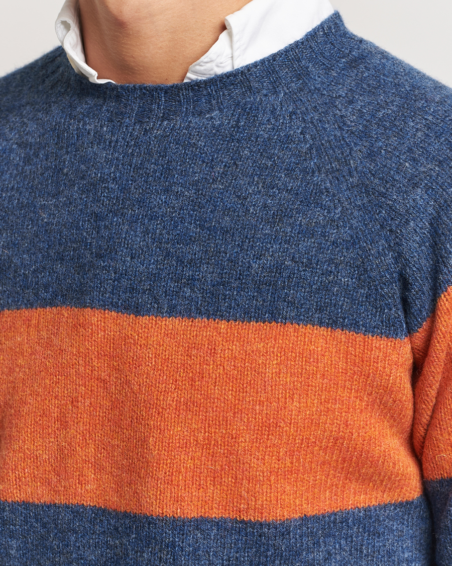 Mies | Puserot | Harley Of Scotland | Block Stripe Lambswool Crewneck Blue/Orange
