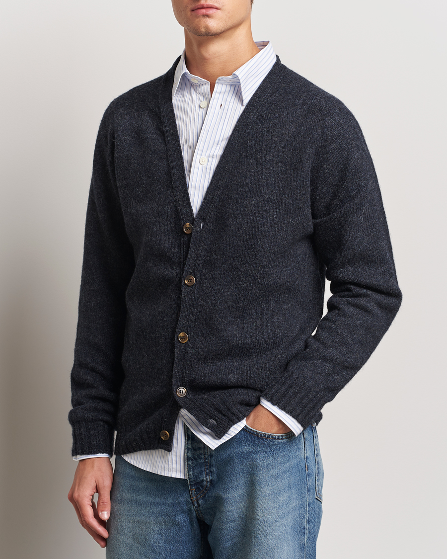 Mies | Puserot | Harley Of Scotland | Supersoft Lambswool Cardigan Charcoal