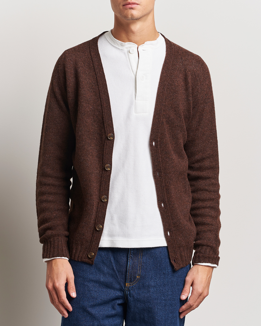 Mies | Puserot | Harley Of Scotland | Supersoft Lambswool Cardigan Coffee
