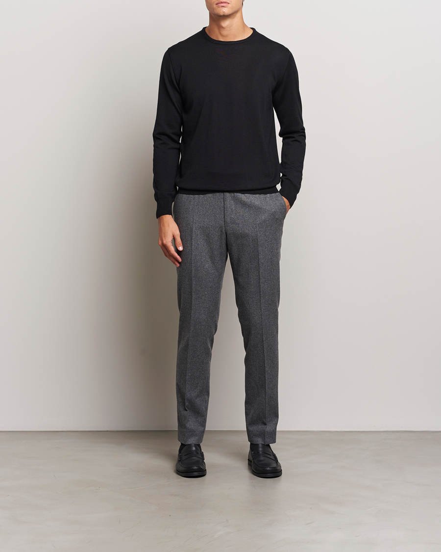 Mies | Puserot | Morgano | Extra Fine Merino Wool Crewneck Black