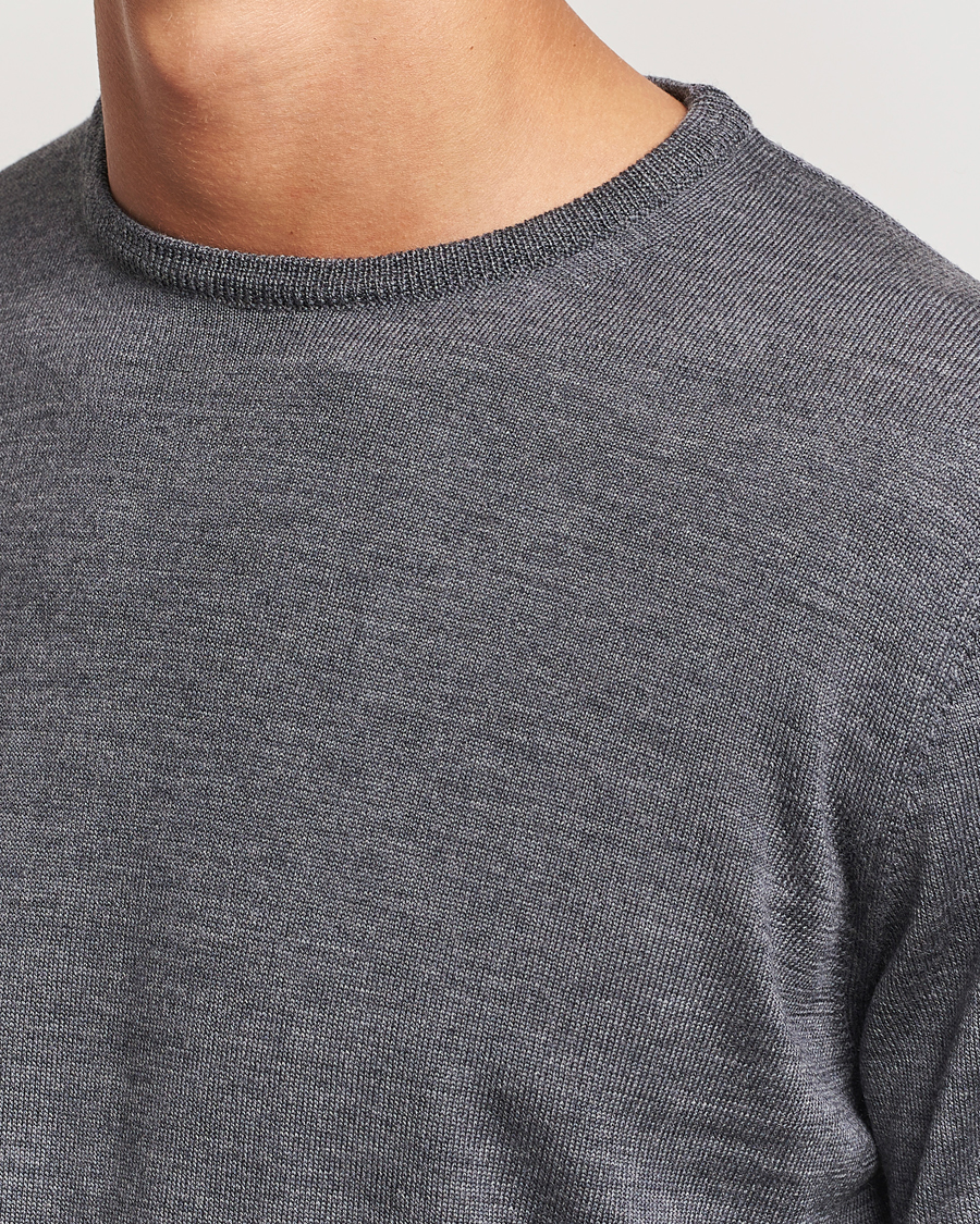 Mies | Puserot | Morgano | Extra Fine Merino Wool Crewneck Mid Grey
