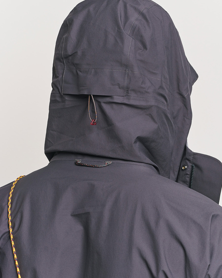 Mies | Takit | Klättermusen | Asynja Lightweight Waterproof Jacket Raven
