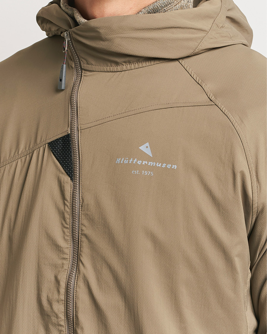Mies | Takit | Klättermusen | 74 Levitend Active Hooded Jacket Dark Khaki