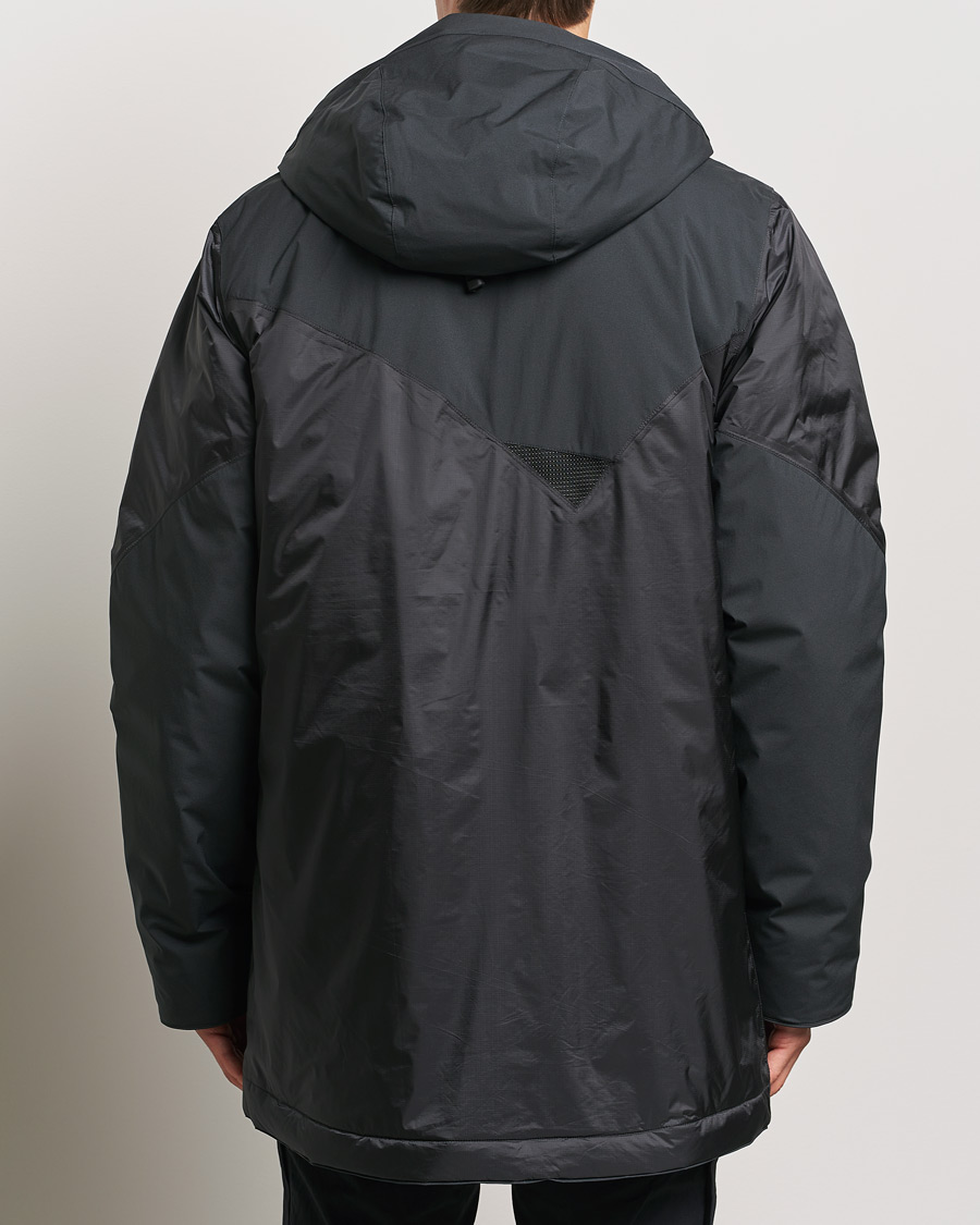 Mies | Takit | Klättermusen | Aud Waterproof Down Jacket Pitch Black