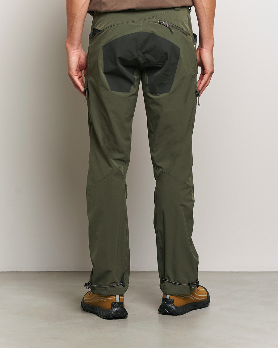 Mies | Housut | Klättermusen | Misty 2.0 Softshell Pants Dark Dusty Green