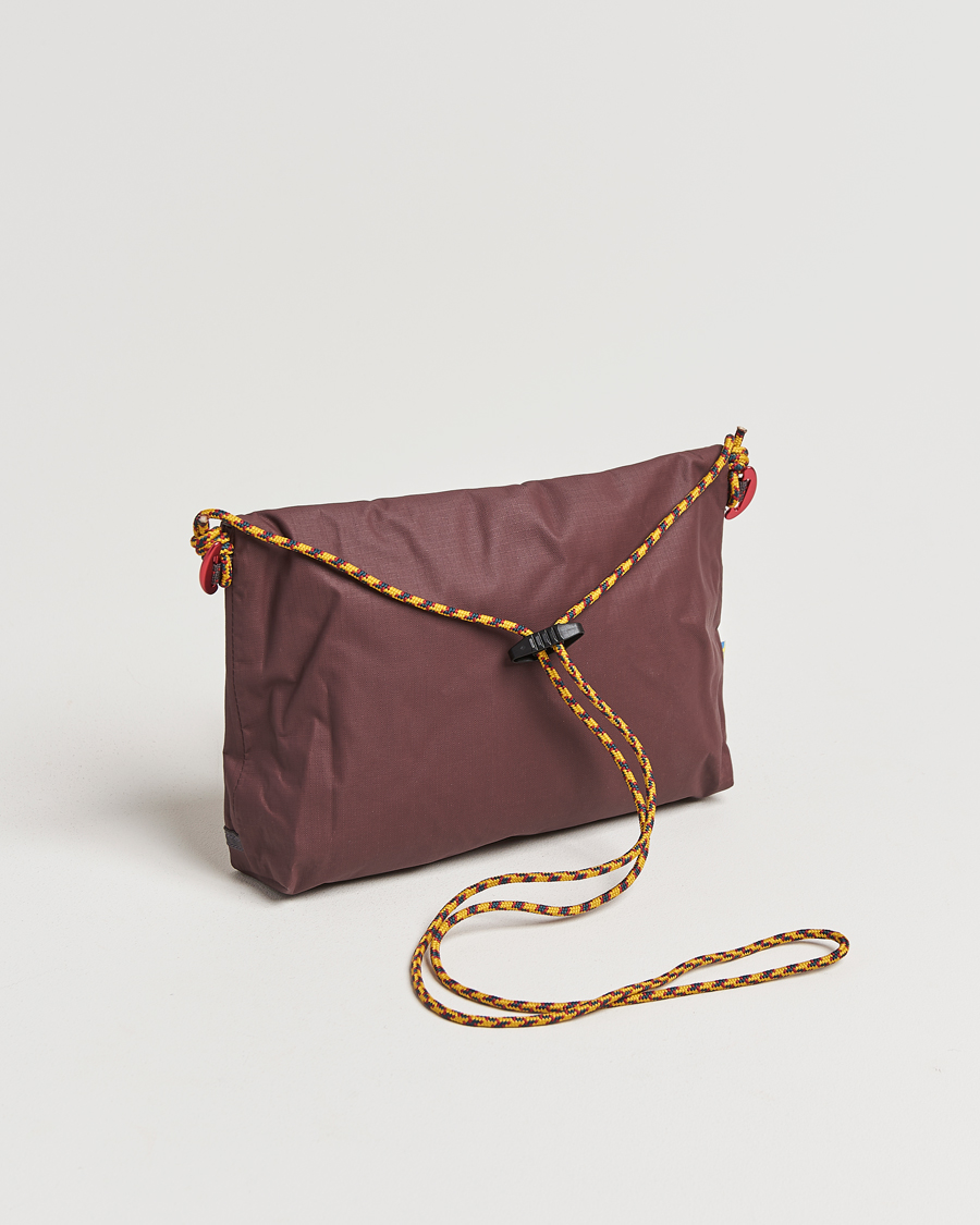 Mies | Klättermusen Hrid 3L Accessory Bag Amaranth Red | Klättermusen | Hrid 3L Accessory Bag Amaranth Red