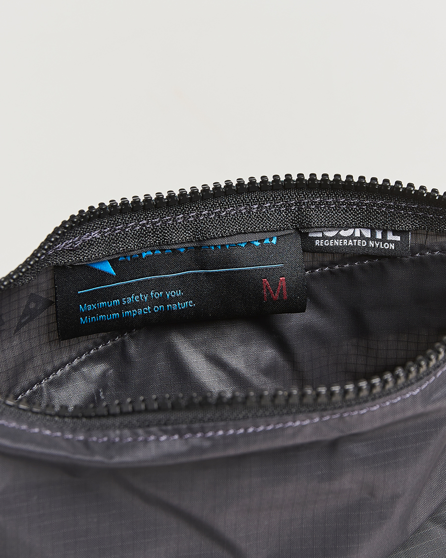 Mies | Klättermusen Algir Accessory Bag Medium Raven | Klättermusen | Algir Accessory Bag Medium Raven