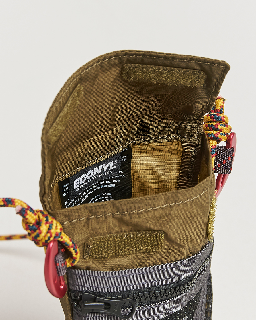 Mies | Klättermusen Algir Lanyard Pocket Bag Olive | Klättermusen | Algir Lanyard Pocket Bag Olive