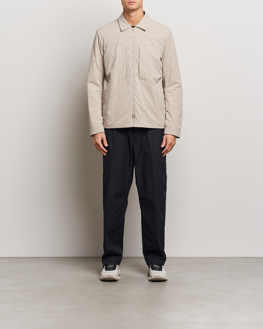 Mies | Takit | Arc'teryx Veilance | Mionn Insulated Shirt Jacket Rune