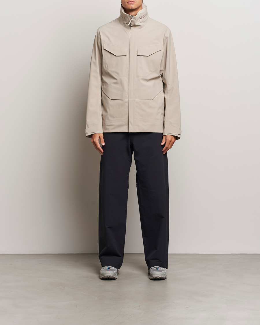 Mies | Housut | Arc'teryx Veilance | Corbell Softshell Pants Black