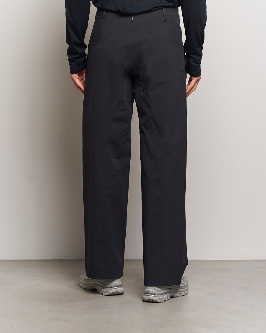 Mies | Housut | Arc'teryx Veilance | Corbell Softshell Pants Black