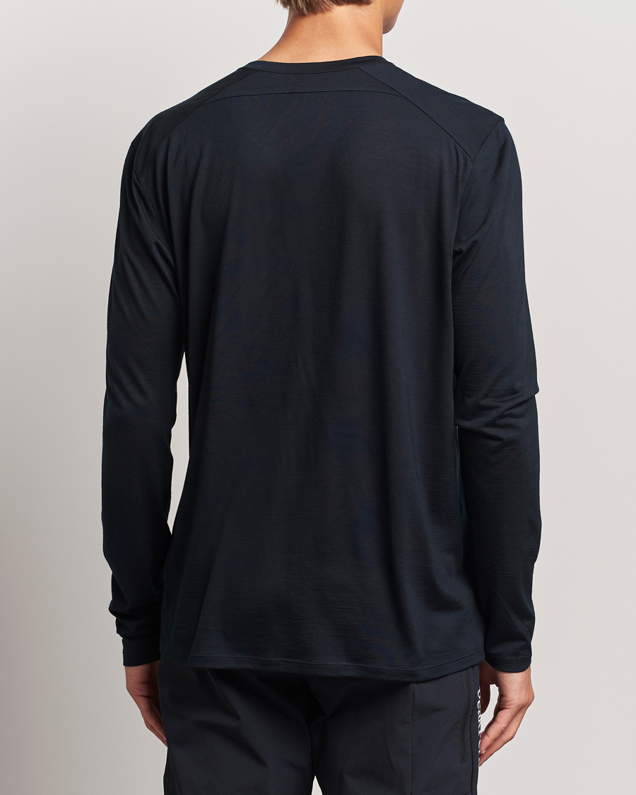 Mies | T-paidat | Arc'teryx Veilance | Frame Long Sleeve T-shirt Black