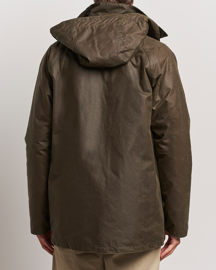 Mies | Takit | Barbour Heritage | Re-Engineered Beaufort Wax Jacket Beech