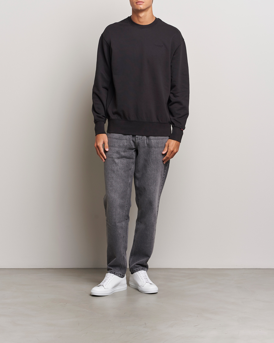 Mies | Puserot | Levi's | Garment Dyed Authentic Crew Neck Sweatshirt Black