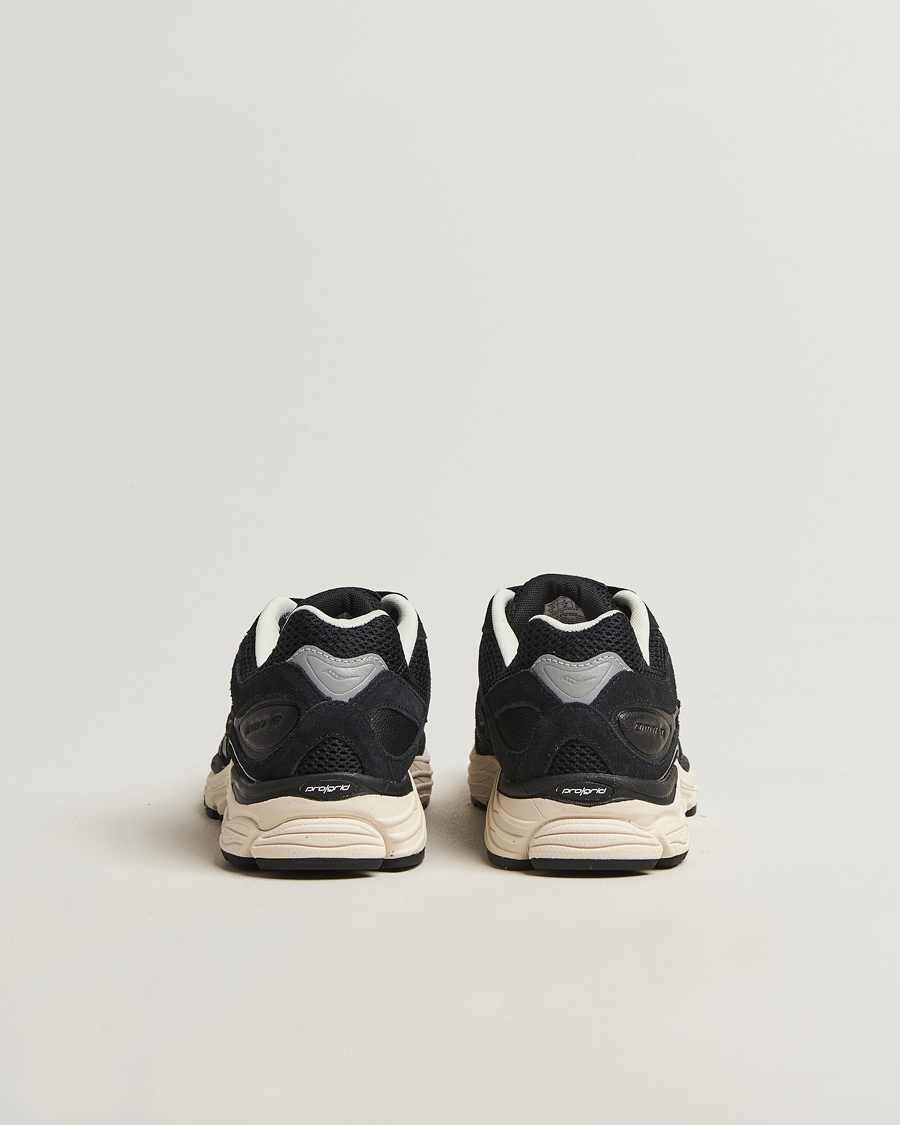 Mies | Tennarit | Saucony | Progrid Omni 9 Running Sneaker Black/Cream