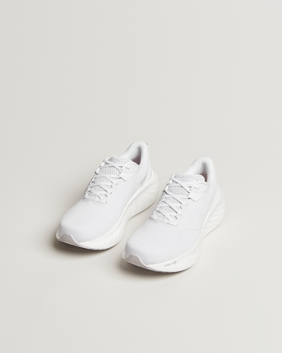 Mies | Saucony Triumph 22 Running Sneaker White | Saucony | Triumph 22 Running Sneaker White