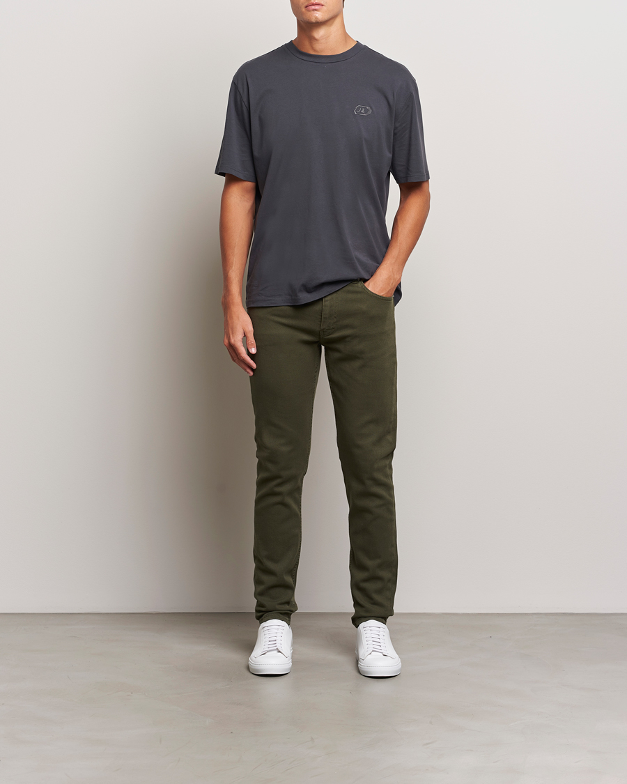 Mies | Housut | J.Lindeberg | Jay Solid Twill Stretch Jeans Forest Green