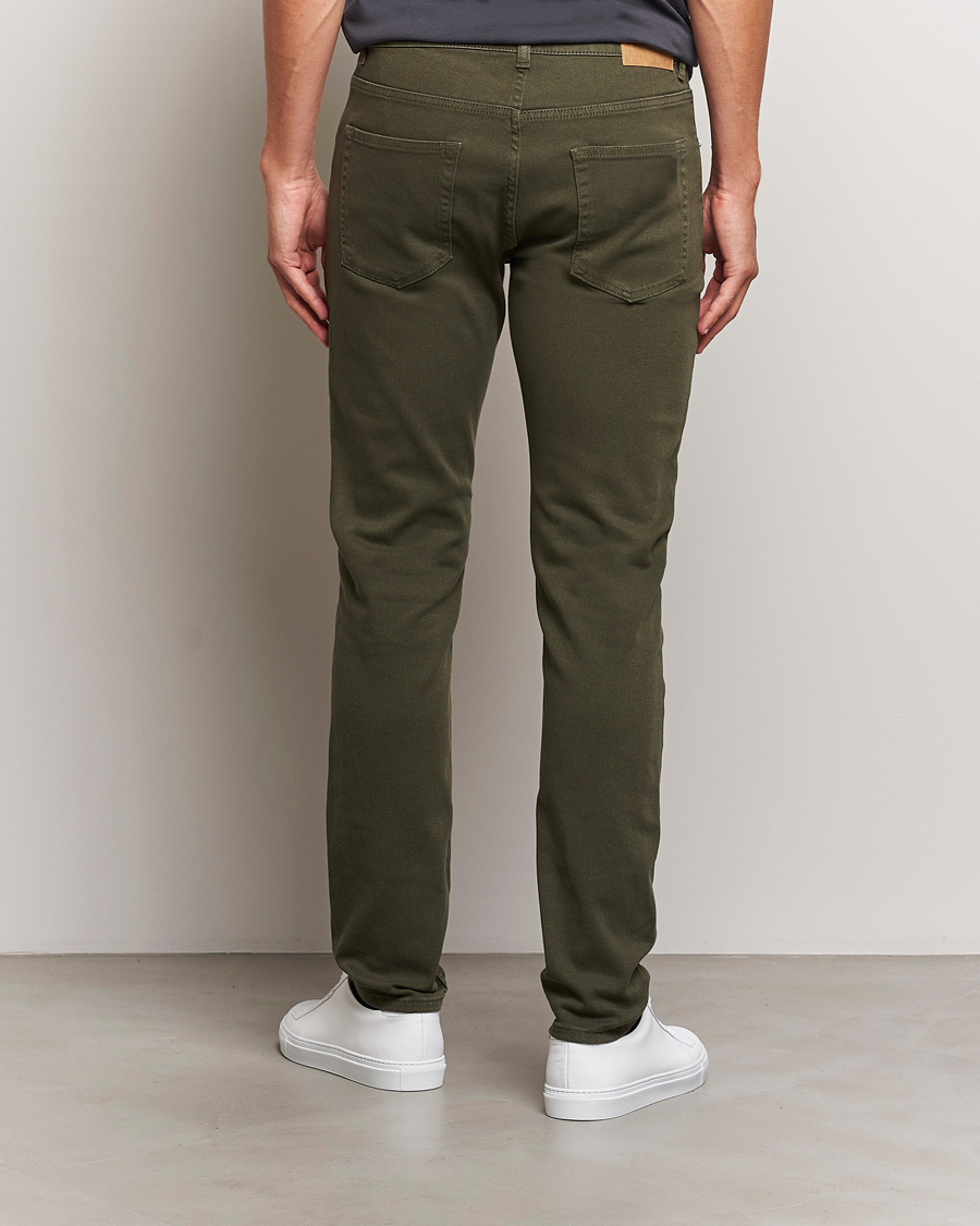 Mies | Housut | J.Lindeberg | Jay Solid Twill Stretch Jeans Forest Green