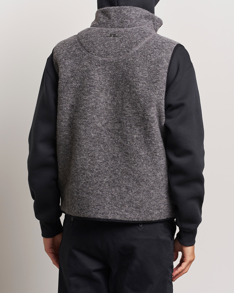 Mies | Ulkoliivit | J.Lindeberg | Duncan Wool Fleece Vest Light Grey Melange