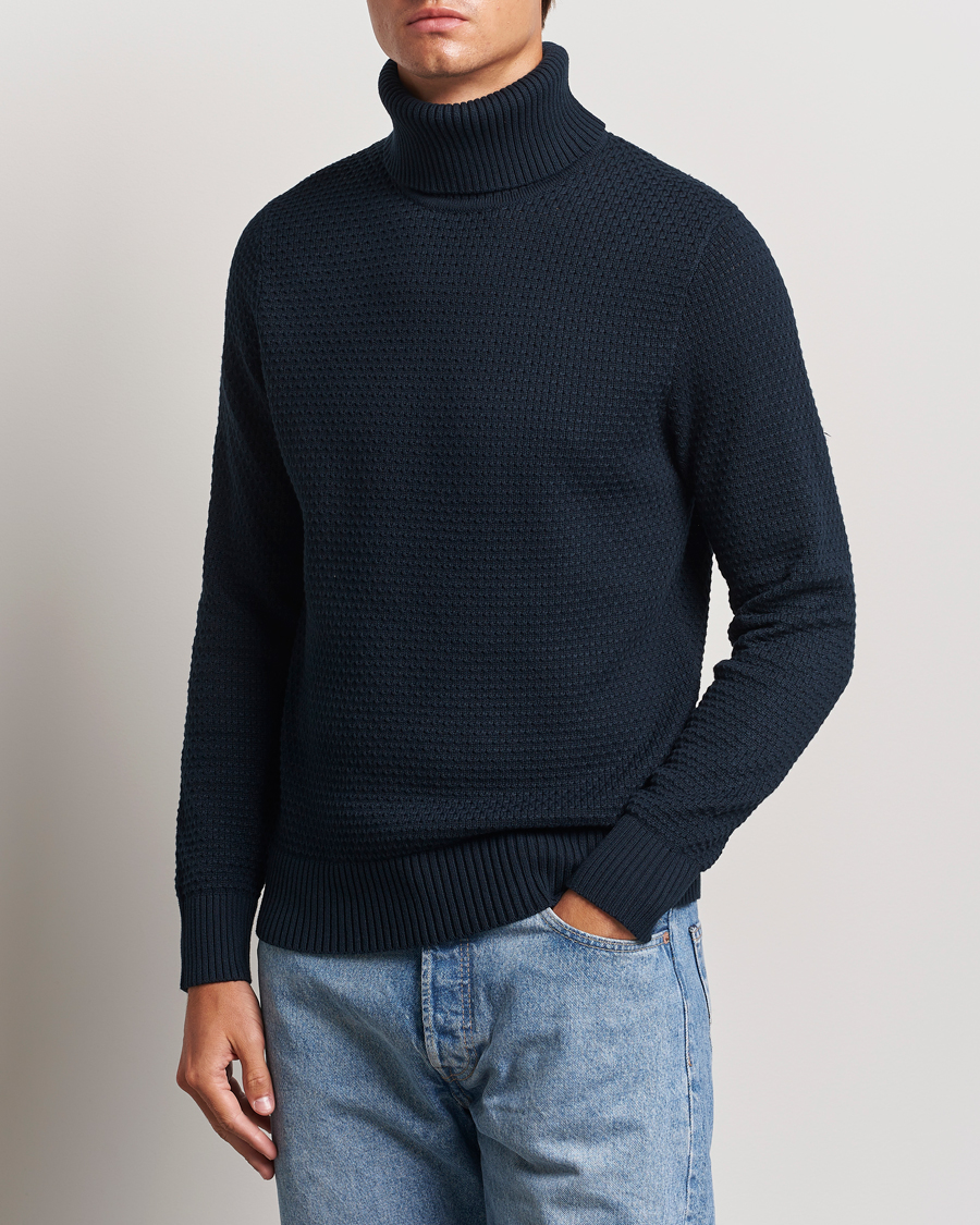 Mies | Puserot | J.Lindeberg | Olivero Structure Cotton Turtleneck Navy