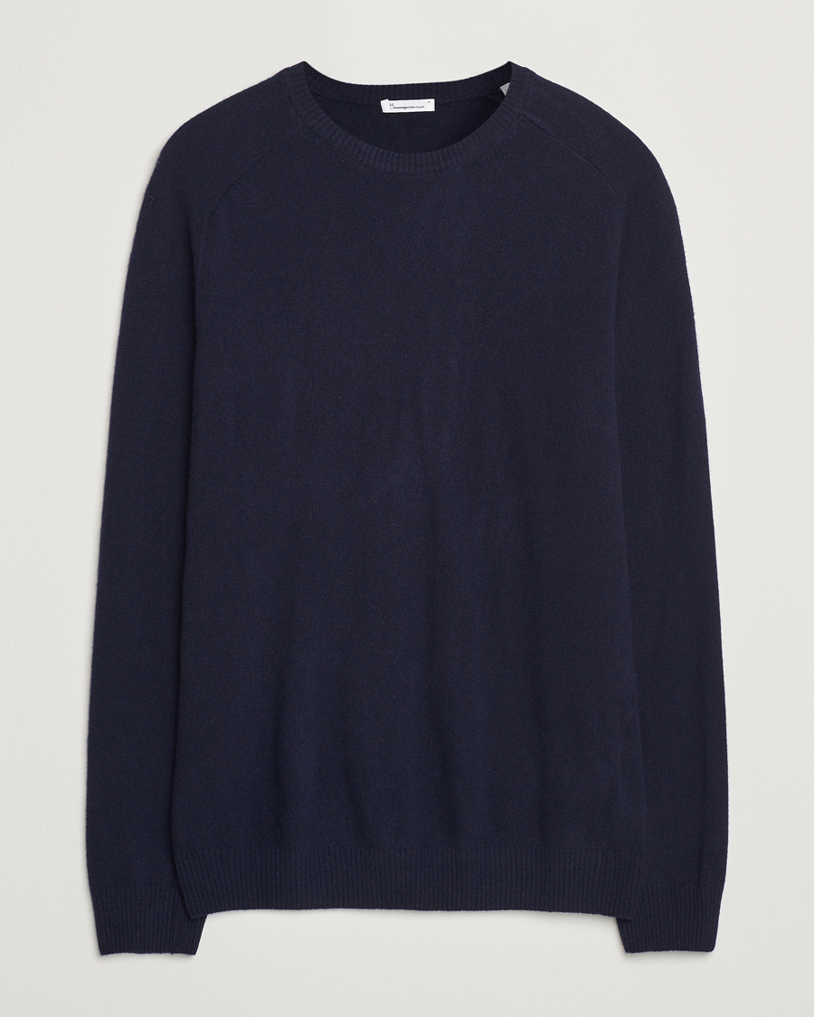 Mies | Puserot | KnowledgeCotton Apparel | Lambswool Roundneck Navy