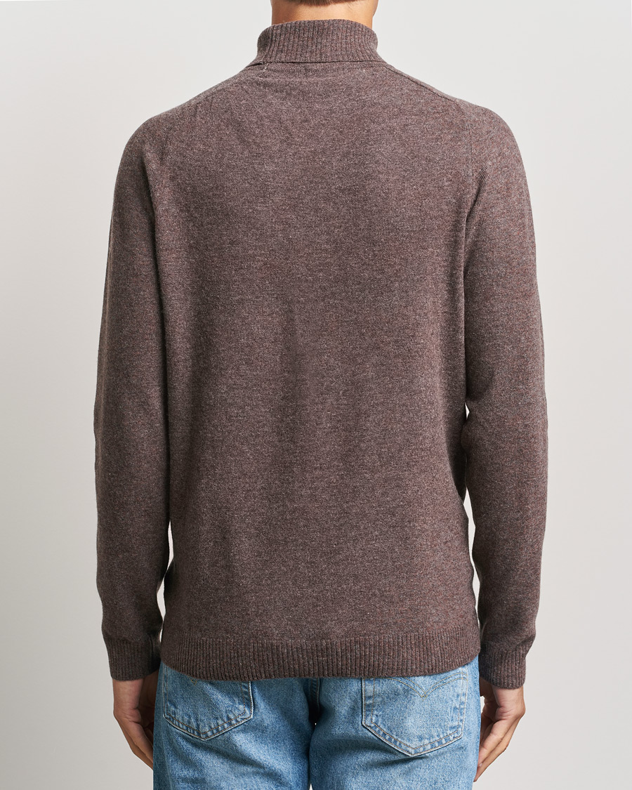 Mies | Puserot | KnowledgeCotton Apparel | Lambswool Rollneck Brown
